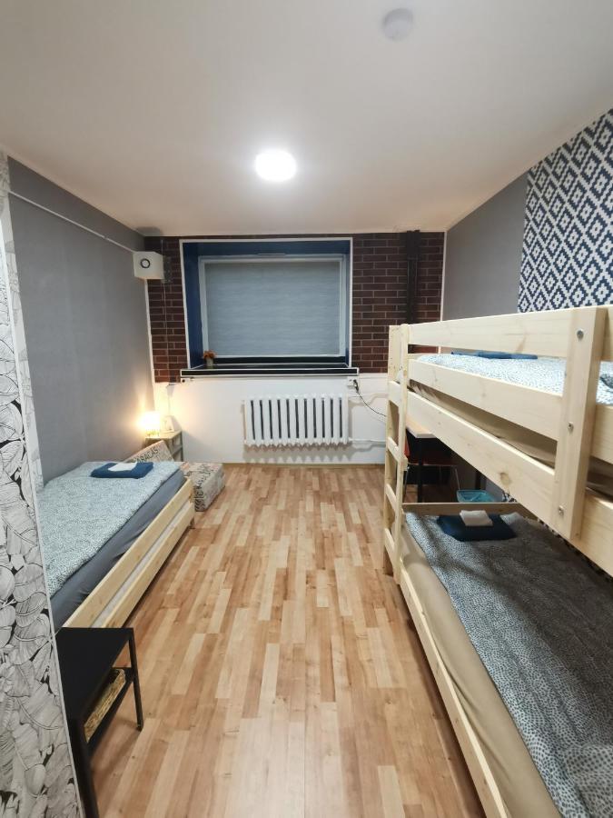 Bar-Celona - Rooms & Beds فيلنيوس المظهر الخارجي الصورة